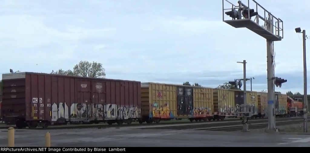 BNSF 2027 pushes box cars towards Pinnacle 